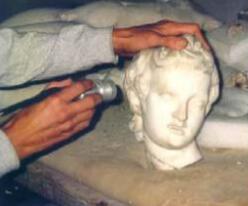 激光清洗讓文物光彩重現(xiàn)